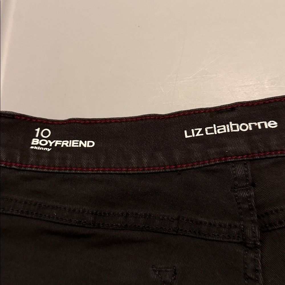 Liz Claiborne Faded black boyfriend skinny jeans good used condition - Picture 5 of 7
